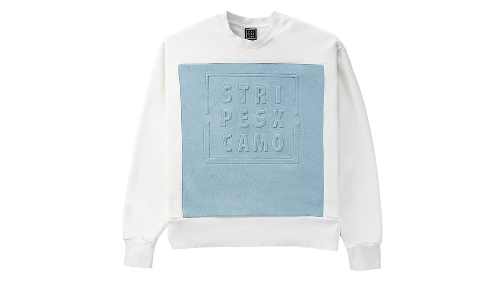 WHITE/BLUE SWEATSHIRT